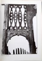 Olasz Ferenc: Székelykapuk. Bp., 1989, Népszava. Kiadói egészvászon-kötésben, kissé sérült borítóval