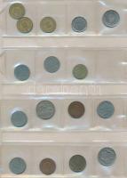 101db-os vegyes külföldi fémpénz tétel albumba rendezve, közte India, Izrael, Kuba, Lengyelország T:...