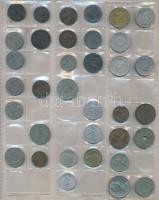 434db-os vegyes külföldi fémpénz tétel albumba rendezve T:vegyes
434pcs of various metal coins in a...