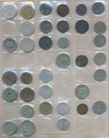434db-os vegyes külföldi fémpénz tétel albumba rendezve T:vegyes
434pcs of various metal coins in a...