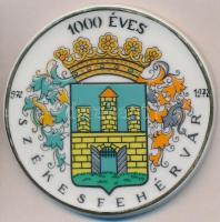 1972. "1000 éves Székesfehérvár 972-1972" jelzett "Hollóháza" porcelán plakett (88mm) T:2