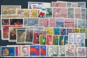 58 stamps, 58 db bélyeg, közte ívszéli bélyegek