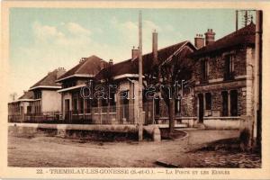 Tremblay-en-France, Tremblay-les-Gonesse; Post office, school