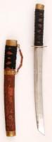 Dísz tantó, japán tőr, díszes keresztvassal, gazdagon díszített hüvellyel, pengehossz: 30,5 cm, teljes hossz: 45 cm /  Honorary tanto Japanese sword with ornated crossguard and scabbard, blade length: 30,5 cm, full length: 45 cm