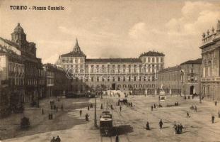 Torino, Piazza Castello / square, trams