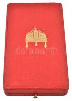 1935-1945. "A Magyar Érdemkereszt IV. osztálya - A Magyar Érdemrend lovagkeresztje" zománc...