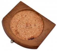 Mutatós poháralátét készlet: 6 db parafa betétes fa poháralátét (d: 7 cm), díszes, fogantyús tartóba...