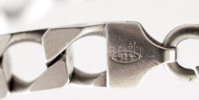 Ezüst, szögletes szemű, vastag karlánc,jelzett,  Ag., 22,2gr., 22,5cm/ Silver, square-eyed, thick ch...