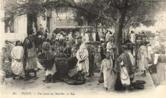 Tunis, 'Vue prise au Marche' / arriving to the market, probably taken from postcard booklet