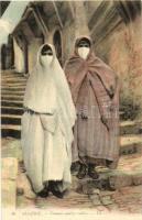 Femmes arabes voilées / Veiled Arabian women, Algerian folklore