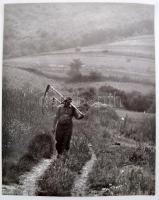 cca 1980 Zsigri Oszkár: Hazafelé, pecséttel jelzett vintage fotóművészeti alkotás, 39x30 cm