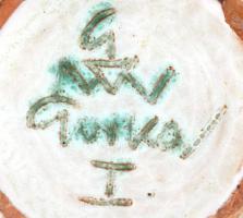 Gorka jelzéssel, galambos váza, sérült, mázas kerámia, m:17 cm