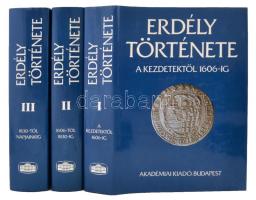 Makkai-Szász: Erdély története napjainkig I.-III. kötet. Bp., 1988, Akadémiai Kiadó. Kiadói egészvászon kötésben, védőborítóval.