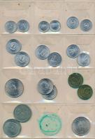 111db-os vegyes magyar és külföldi fémpénz tétel albumba rendezve, nem minden oldal beillesztett, kö...