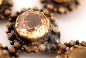 Arany 14K (Au.) kereszt medál, csiszolt citrin kövekkel, javított, jelzés nélkül, bruttó: 4,9 g