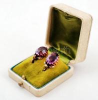 Arany 14K (Au.) fülbevaló pár, csiszolt ametiszt kővel, jelzett, eredeti dobozában,  bruttó: 7 g