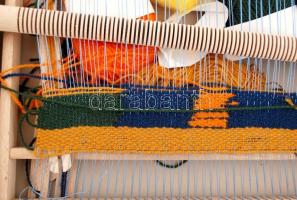 Good Play német tanuló szövőszék szett, saját dobozában