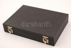 Díszes evőeszköztartó doboz, vászon borítással, sok férőhellyel, 32×23×6 cm