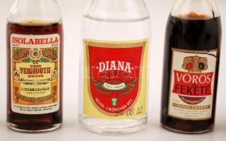 7 db különféle kisméretű italos üveg, Vermouth, sós borszesz, magyar és külföldi vegyesen