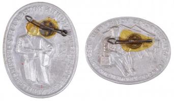 NDK DN "Német Vöröskereszt" (2xklf) Al jelvény (43x35mm/38x49mm) T:2 hátoldalukon ragaszto...