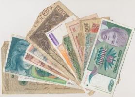 30db-os vegyes külföldi bankjegy tétel, közte Bulgária, Jugoszlávia, Románia T:vegyes
30pcs of vari...
