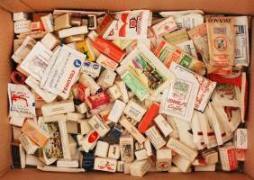 kb 500 db-os cukor gyűjtemény, főleg magyar, osztrák, német, 1960-90 évekből