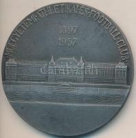 Magdányi Antal (1902-) 1957. "Műegyetemi Athletikai és Football Club 1897-1957" bronzozott...
