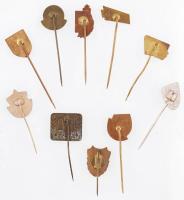 10db vegyes külföldi szocialista fém kitűző, főleg bányászat témában, zománcozott és festett T:2,2-
...