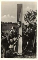 1938 Ipolyság, a határkő felszedése / tearing down the border stone, &#039;Ipolyság visszatért&#039; So. Stpl