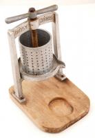 Fa talpas fém présgép "Diósy János" felirattal, működik, m: 29,5 cm