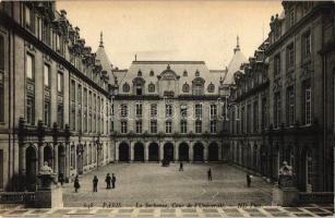 Paris, Sorbonne, courtyard