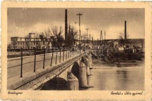 Érsekújvár, Vámhíd a Cikta gyárral; Jaksics Ferenc könyvkereskedő kiadása / custom bridge, shoe factory