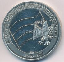 NSZK 1989. "40 éves az NSZK" ón emlékérem (40mm) T:2 (PP)
FRG 1989. "40 Years of FRG...