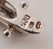 Ezüst(Ag) karkötő szintetikus kövekkel, jelzett, h: 19 cm, 7,8 g