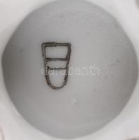 Régi cseh Viktoria mintás kávéscsésze és alj (nem eredeti), matricás, a csésze jelzett, kissé kopott