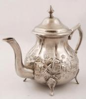 Régi, ezüstözött teás- kávés készlet, gazdagon díszített,jelzett, 3db, m:15-20cm között