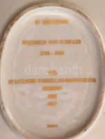 Meisseni fali dísz, in memorian Friedrich von Schiller, 1977, porcelán, jelzett, lepattanással és ko...