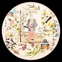 Schütz Cilli: Szamurájos dísz falitányér. Kézzel festett mázas fajansz, jelzett, jó állapotban, d: 31,5 cm / Cilli Schütz: Samurai, ceramic plate, signed, good condition, d:31,5 cm