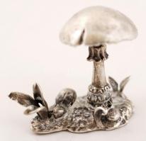 Ezüst csiperkegomba, jelzett, Ag., 17,4gr., 3x3cm/Silver mushroom, marked, Ag. 17,4gr. 3x3cm