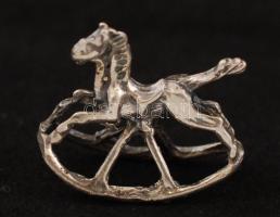 Ezüst hintaló, jelzett, Ag., 6,5gr., 3x2,5cm/Silver rocking horse, marked, Ag. 6,5gr. 3x2,5cm