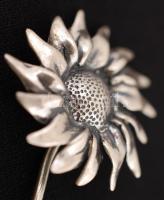 Ezüst napraforgó, jelzett, Ag., 12,8gr., 11cm/Silver sunflower, marked, Ag. 12,8gr., 11cm