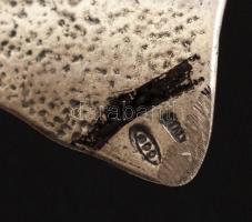 Ezüst penna és papír, jelzett, Ag., 10,4gr., 4x3,5cm/Silver quill and paper, marked, Ag. 10,4gr. 4x3...