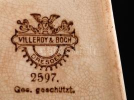 cca 1920 Villeroy & Boch olaj tartó és kiöntő (2db), matricás, jelzett, hibátlan, m:10 és 12 cm,...