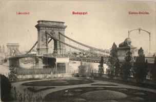 Budapest, Lánchíd, budai hídfő, hajóállomás a Vámházhoz