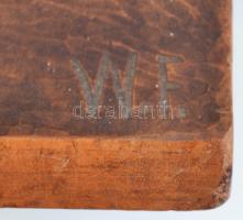 W. F. jelzéssel: Férfi portré, keményfa, 20×25,5 cm