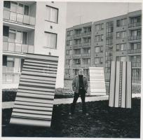 cca 1980 Csigó László pecséttel jelzett vintage fotóművészeti alkotása, 17x17,5 cm