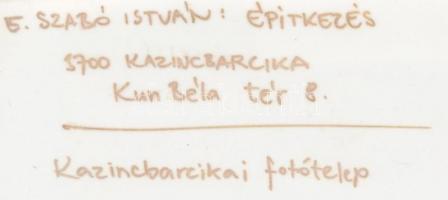 cca 1975 E. Szabó István: Építkezés, feliratozott vintage fotóművészeti alkotás, 24x17 cm