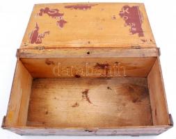 cca 1910-1930 Régi, feliratos Stollwerck fa doboz, lekopásokkal, 44×24×17 cm