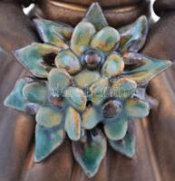 Bán Klára (1951-): Kalapos kislány. Festet mázas kerámia, jelzett, hibátlan, m:19 cm