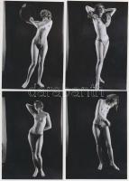 cca 1974 Vidéki kislány kofferrel érkezett, 11 db finoman erotikus fénykép, 13x9 cm / cca 1974 11 erotic photos, 13x9 cm